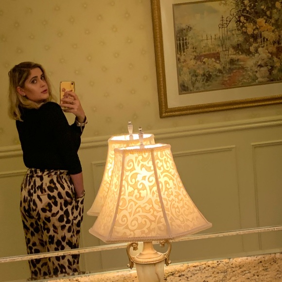 Meet your posher ❤️ - Picture 4 of 6